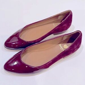 Bobbies Paris flat burgundy ballet shoes in a patent leather/suede mix. New!